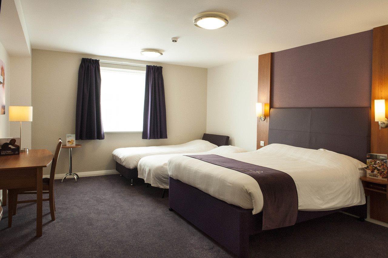 Premier Inn Dudley Town Centre 외부 사진