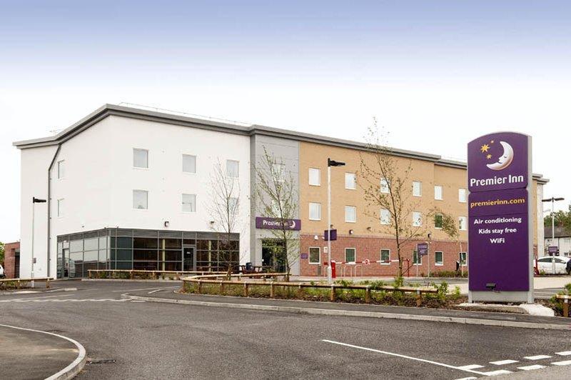 Premier Inn Dudley Town Centre 외부 사진